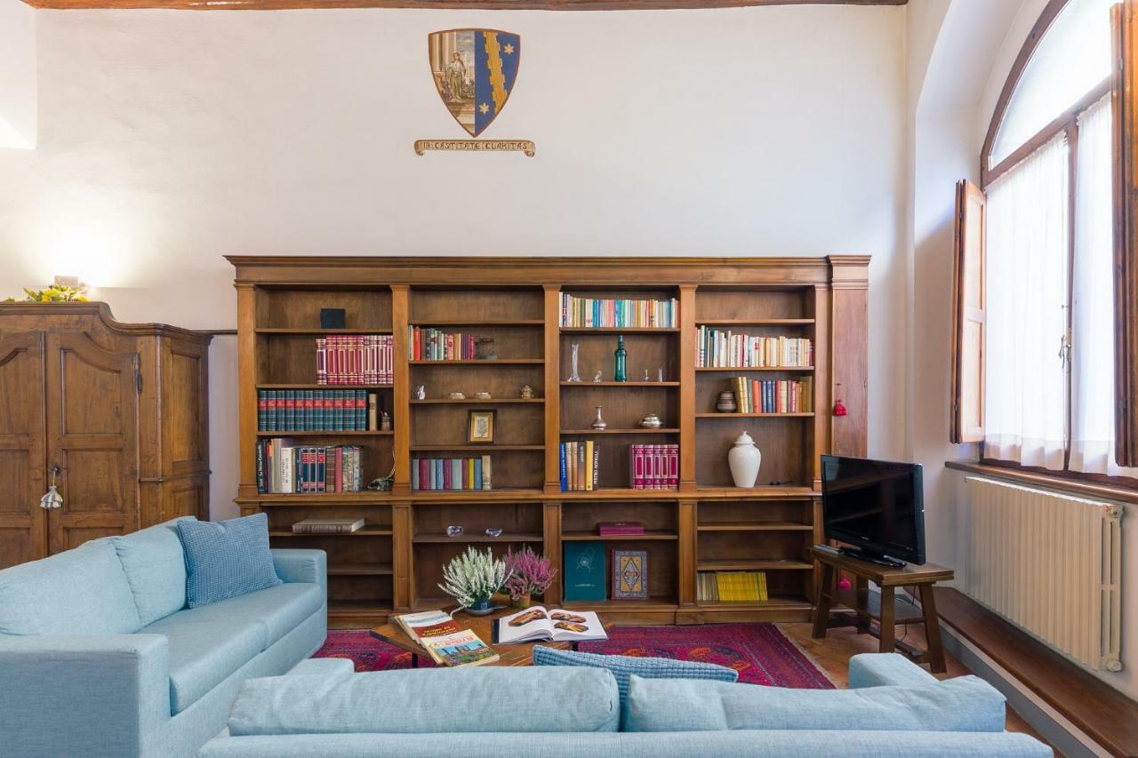 Апартаменти Casa Bella San Gimignano Centre Екстер'єр фото